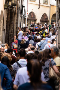 Maratona Fotografica di Bergamo 2023 - Foto in gara - Tema CAOS